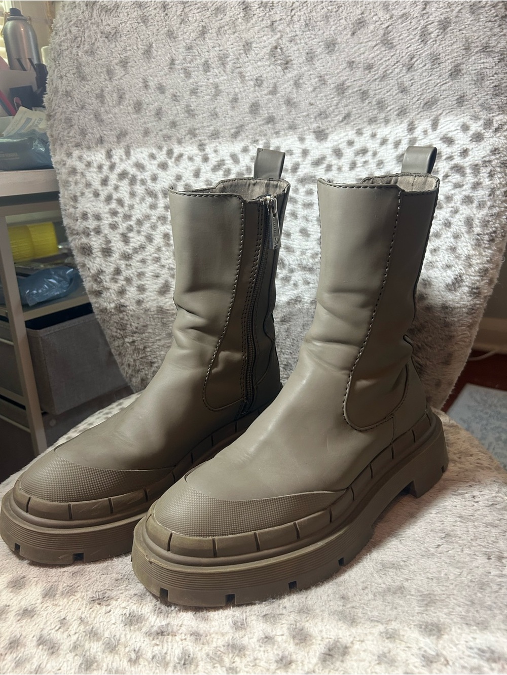 Zara Olive Chunky Lug Sole Combat Boots